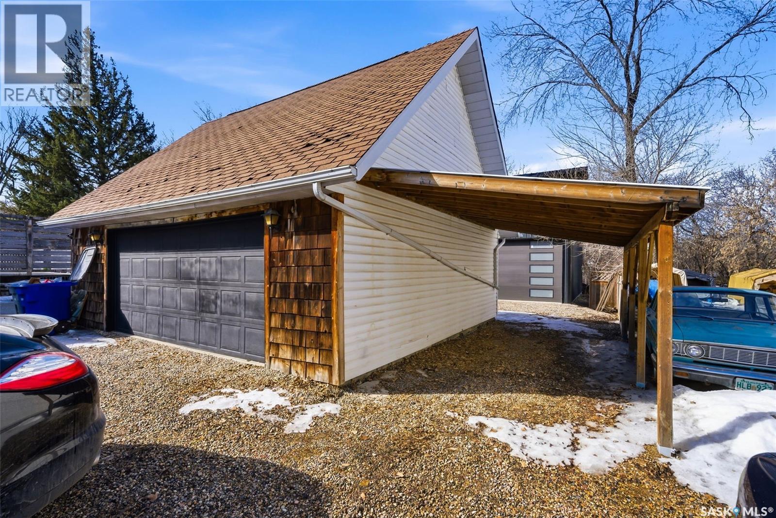 160 Elgin Crescent, Lumsden, SK - Outdoor