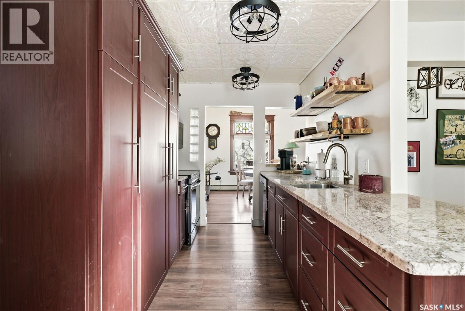 160 Elgin Crescent, Lumsden, SK - Indoor Photo Showing Kitchen