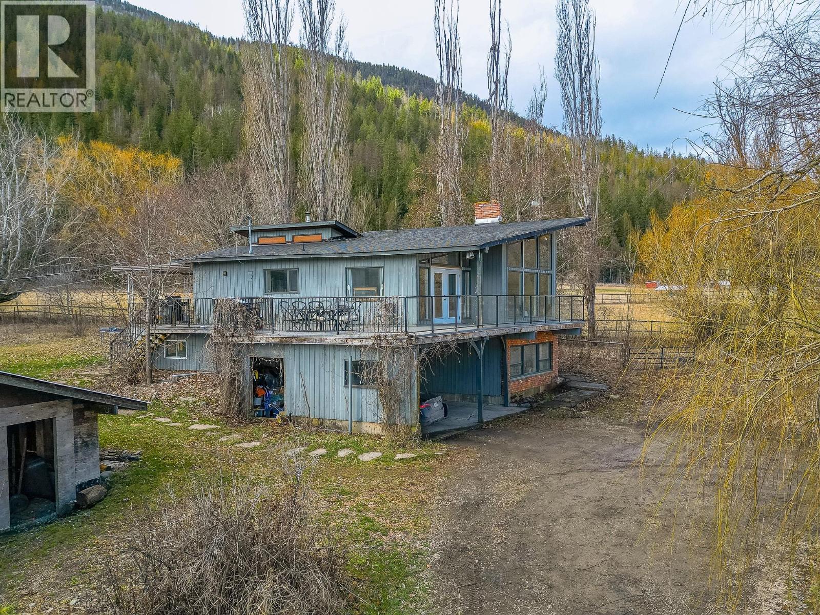 3668 Trinity Valley Road, Enderby, BC - Outdoor