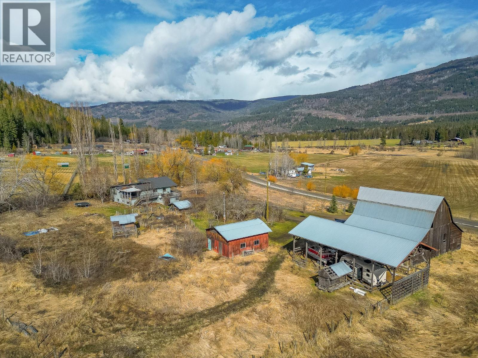 3668 Trinity Valley Road, Enderby, BC - Outdoor With View