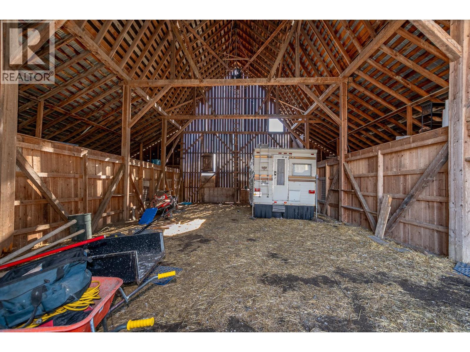 3668 Trinity Valley Road, Enderby, BC - Indoor Photo Showing Other Room