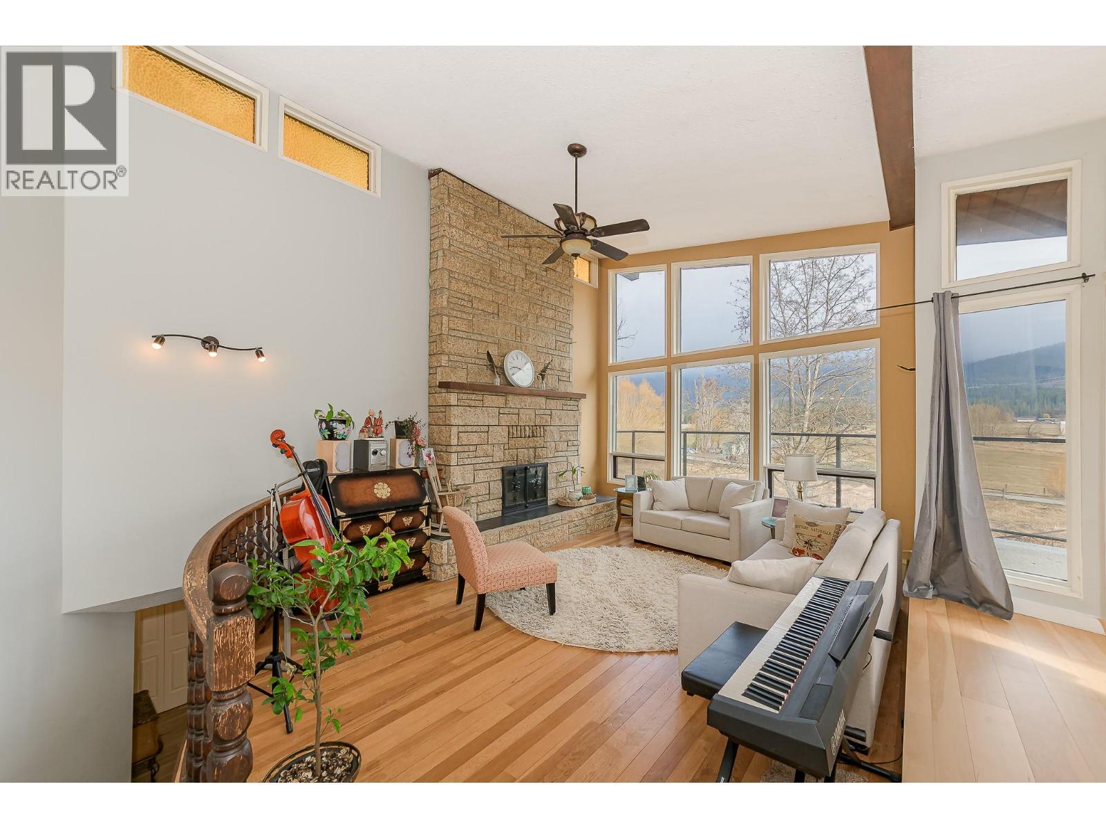 3668 Trinity Valley Road, Enderby, BC - Indoor With Fireplace