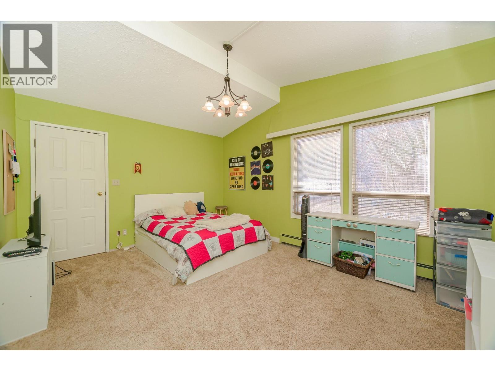 3668 Trinity Valley Road, Enderby, BC - Indoor Photo Showing Bedroom