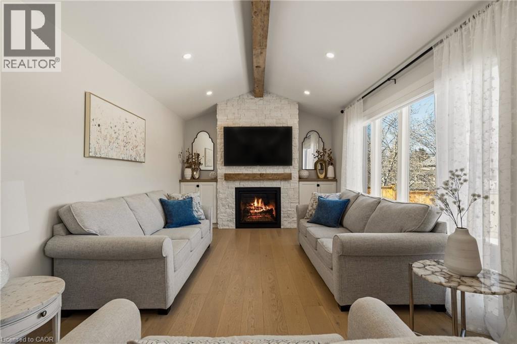 204 Falling Brook Drive, Ancaster, ON - Indoor Photo Showing Living Room With Fireplace