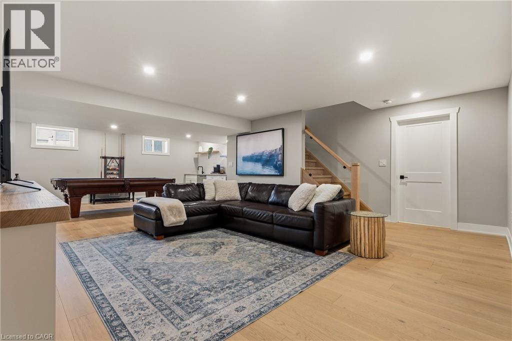 204 Falling Brook Drive, Ancaster, ON - Indoor