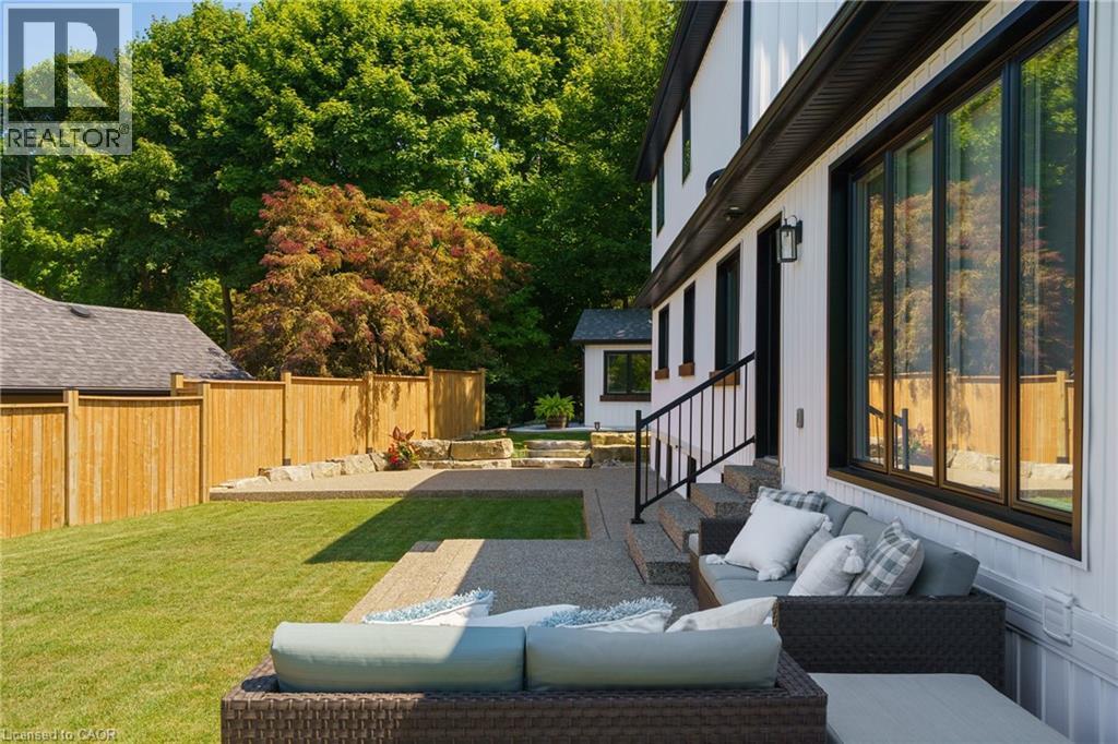 204 Falling Brook Drive, Ancaster, ON - Outdoor With Deck Patio Veranda