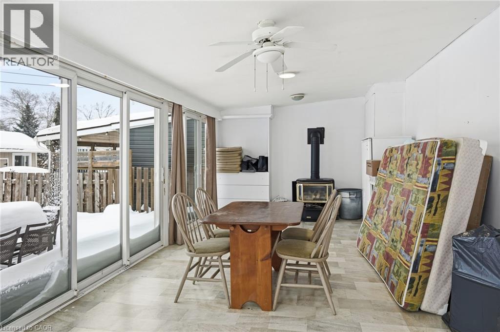 4 Hilda Street, St. Catharines, ON - Indoor Photo Showing Dining Room