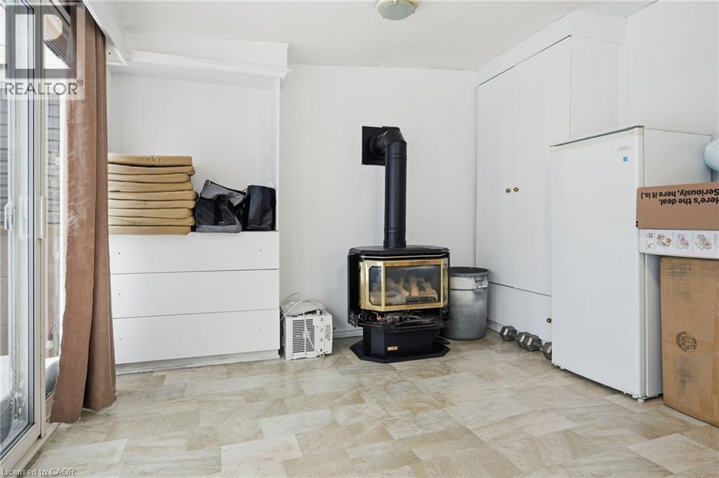 4 Hilda Street, St. Catharines, ON - Indoor Photo Showing Other Room With Fireplace