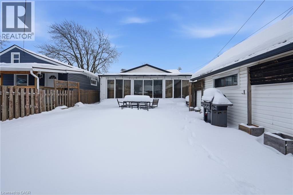 4 Hilda Street, St. Catharines, ON - Outdoor