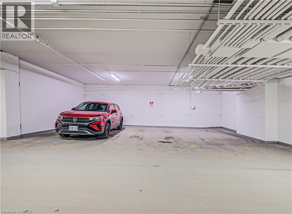 50 Grand Avenue S Unit# 609, Cambridge, ON - Indoor Photo Showing Garage