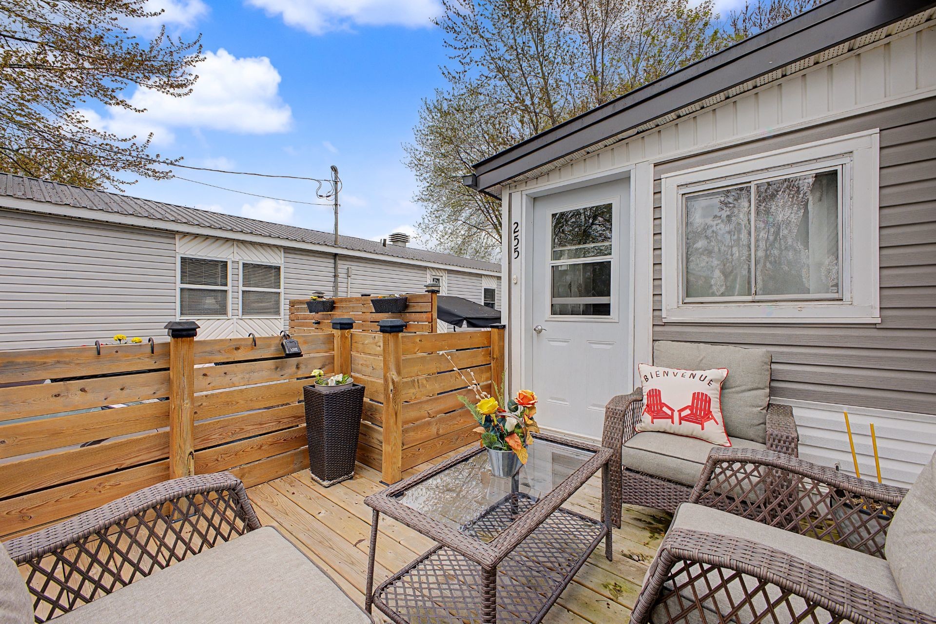 Entry - 255-3950 Boul. Sir-Wilfrid-Laurier, Longueuil (Saint-Hubert), QC - Outdoor With Deck Patio Veranda With Exterior