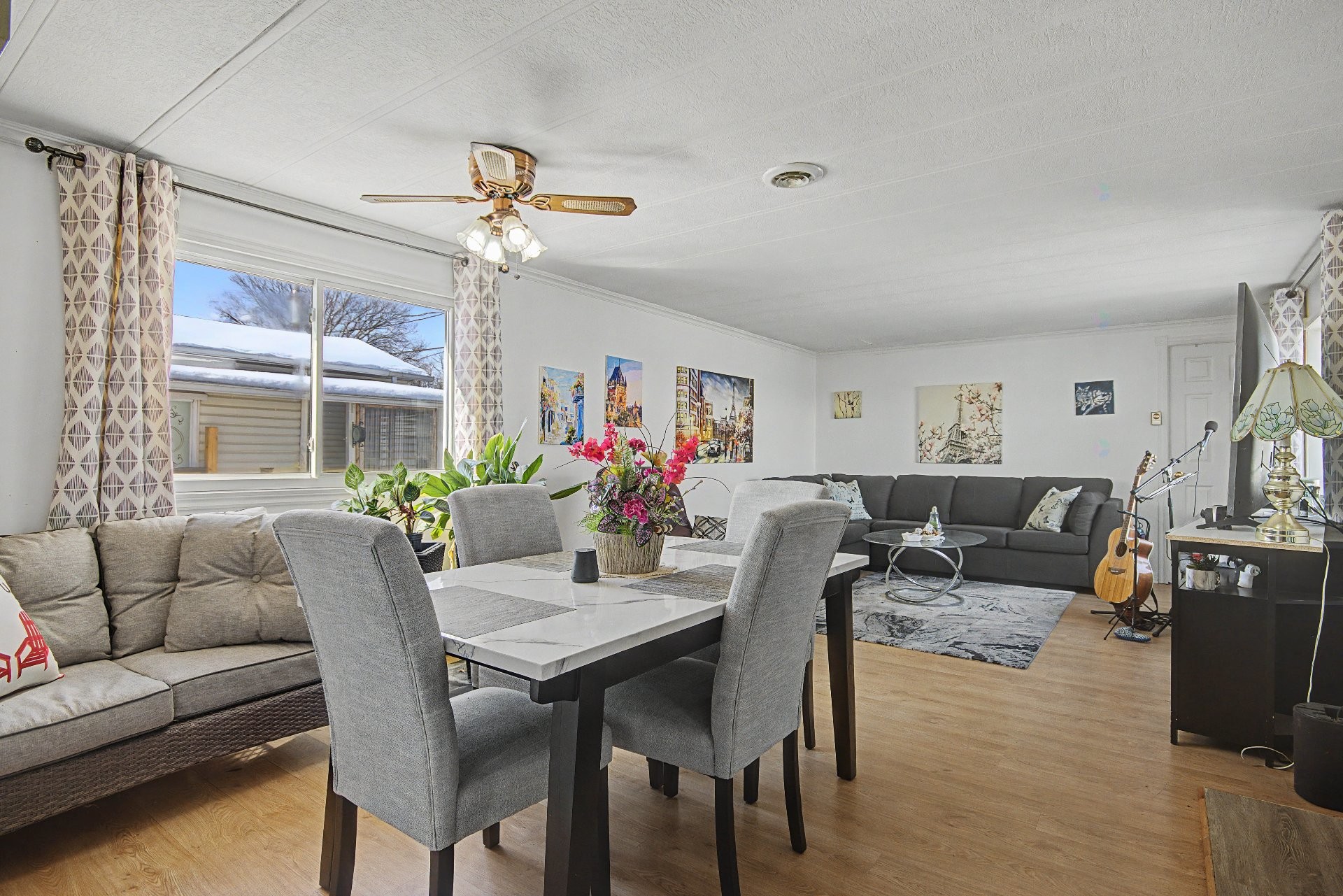 Dining Room - 255-3950 Boul. Sir-Wilfrid-Laurier, Longueuil (Saint-Hubert), QC - Indoor Photo Showing Other Room