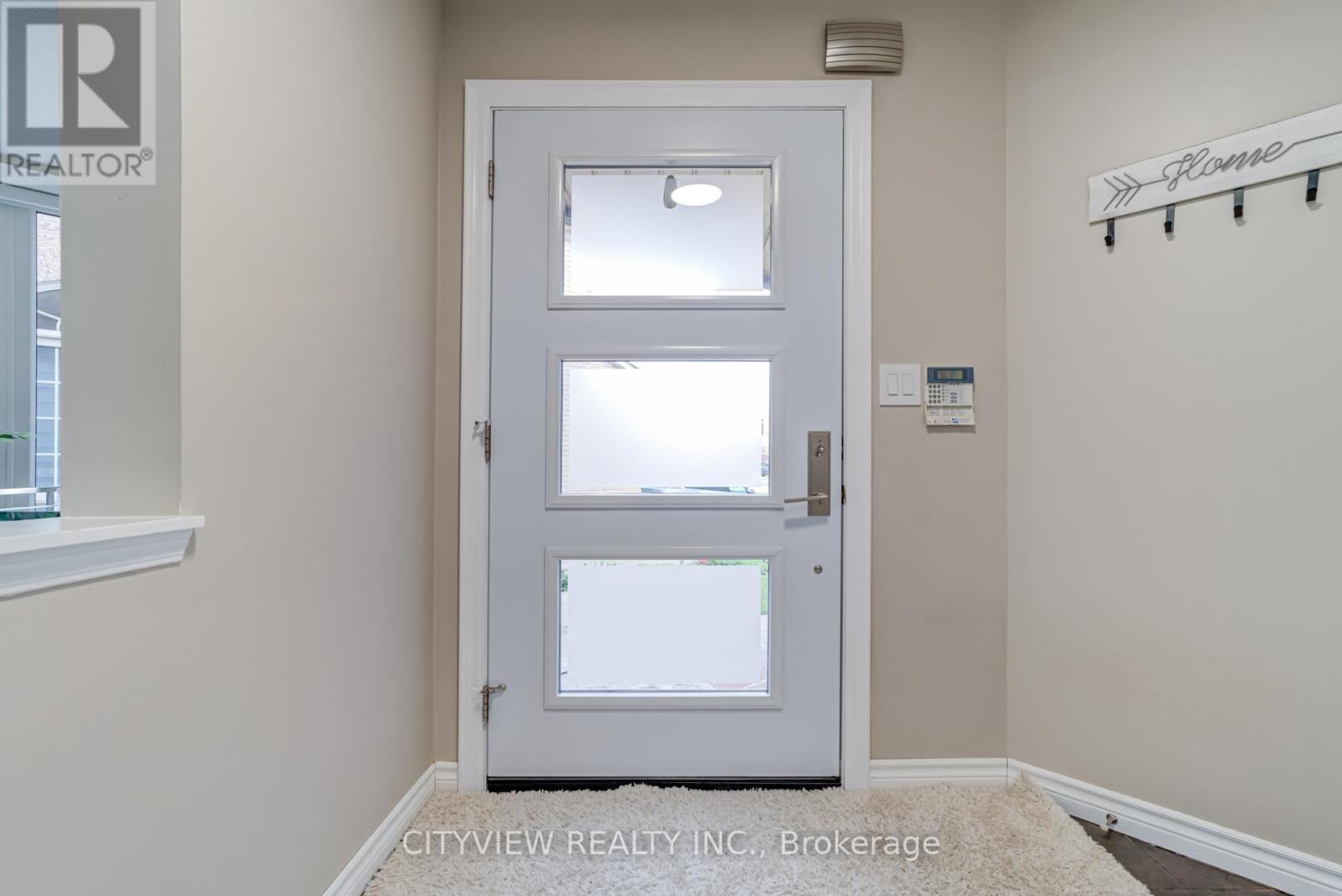 3339 Cactus Gate, Mississauga, ON - Indoor Photo Showing Other Room