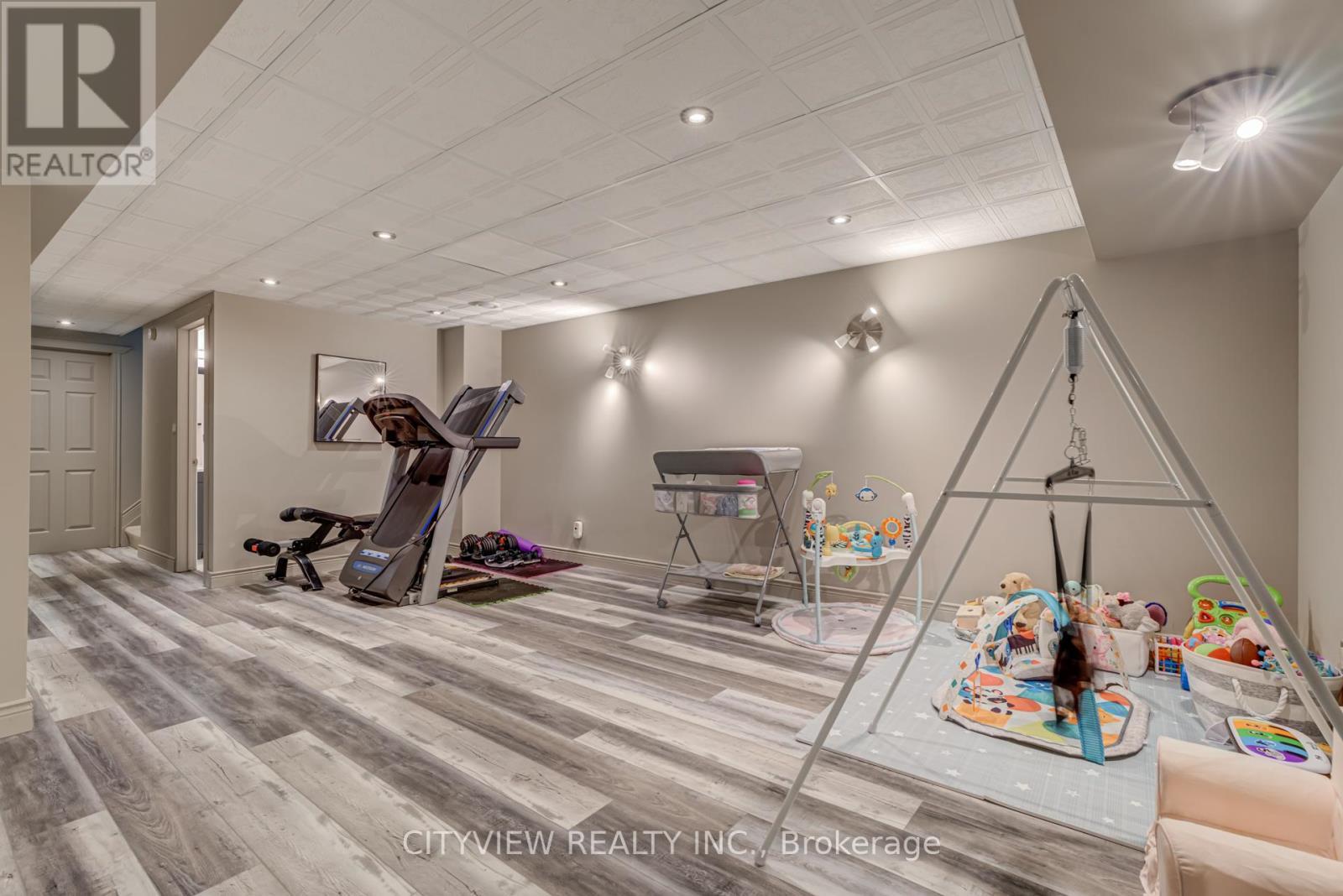 3339 Cactus Gate, Mississauga, ON - Indoor Photo Showing Gym Room