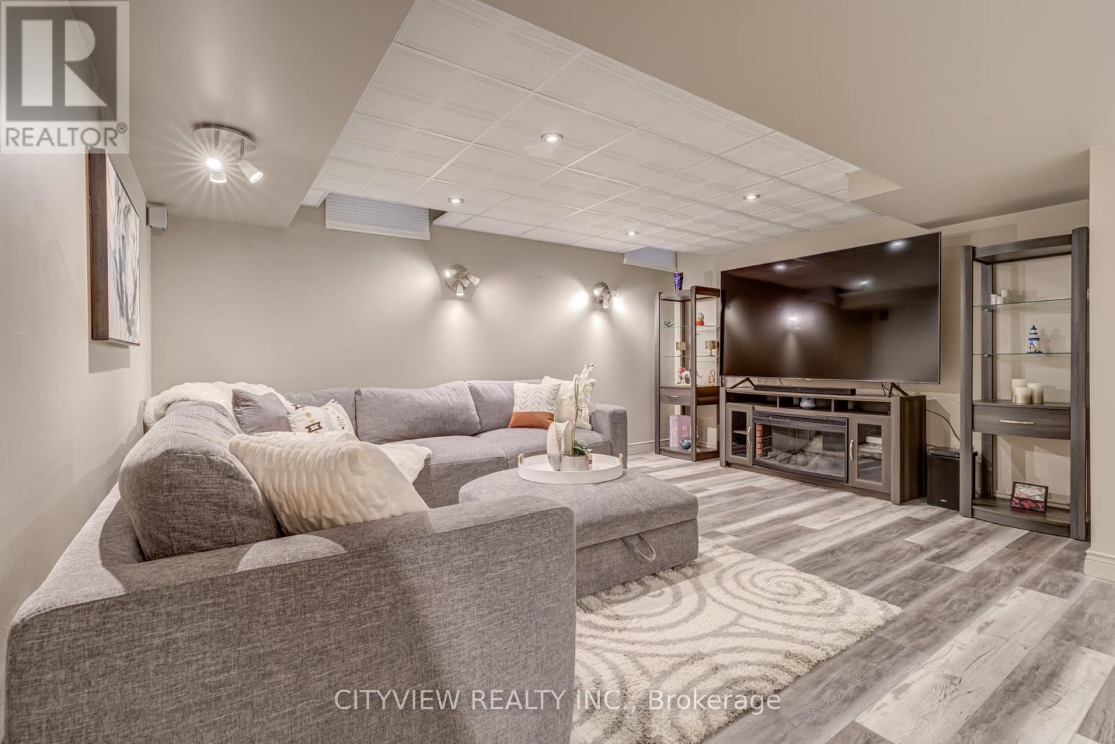 3339 Cactus Gate, Mississauga, ON - Indoor