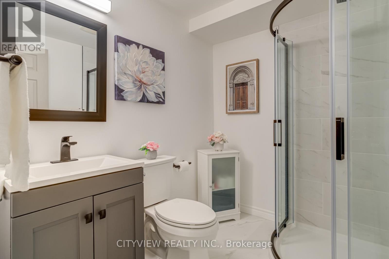 3339 Cactus Gate, Mississauga, ON - Indoor Photo Showing Bathroom