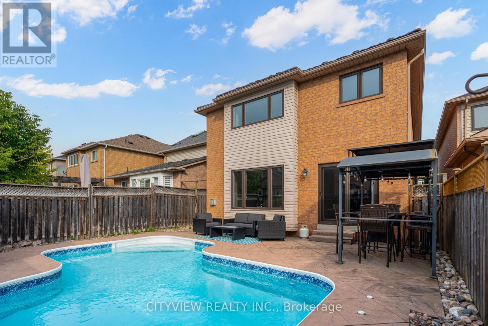 3339 Cactus Gate, Mississauga, ON - Outdoor With In Ground Pool With Deck Patio Veranda