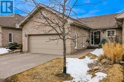 122 - 301 CARNEGIE AVENUE Peterborough (Northcrest Ward 5), ON K9L 0E9