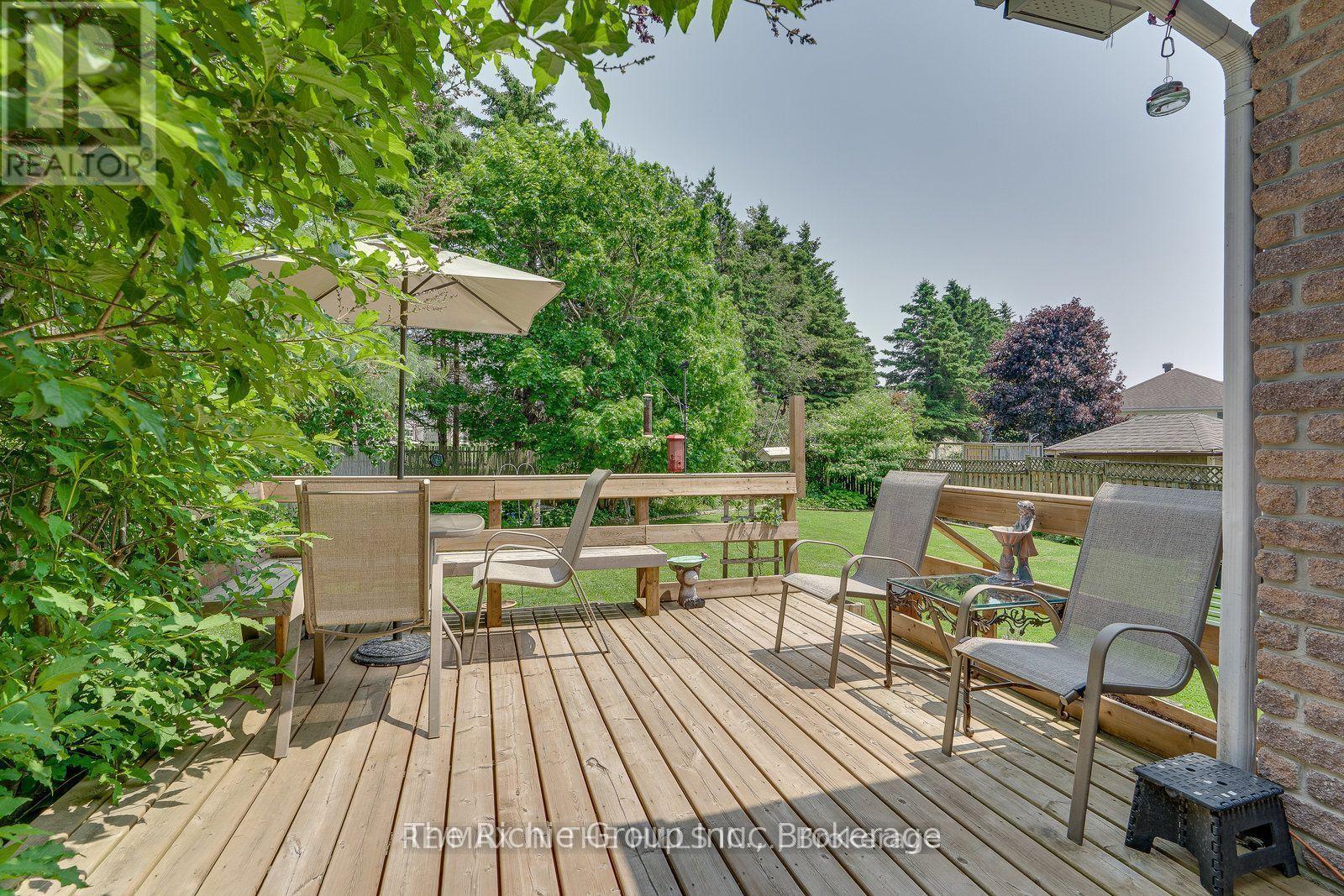 609 Simon Street, Shelburne, ON - Outdoor With Deck Patio Veranda