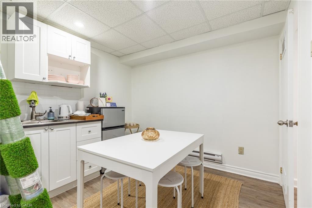 21 Bold Street, Hamilton, ON