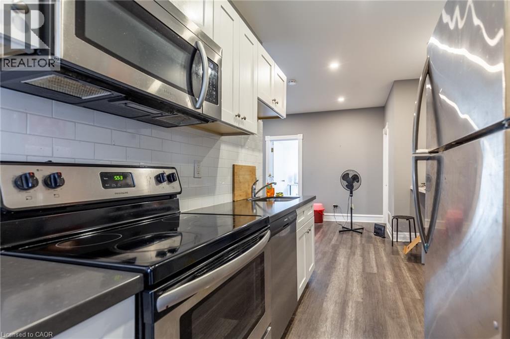 21 Bold Street, Hamilton, ON