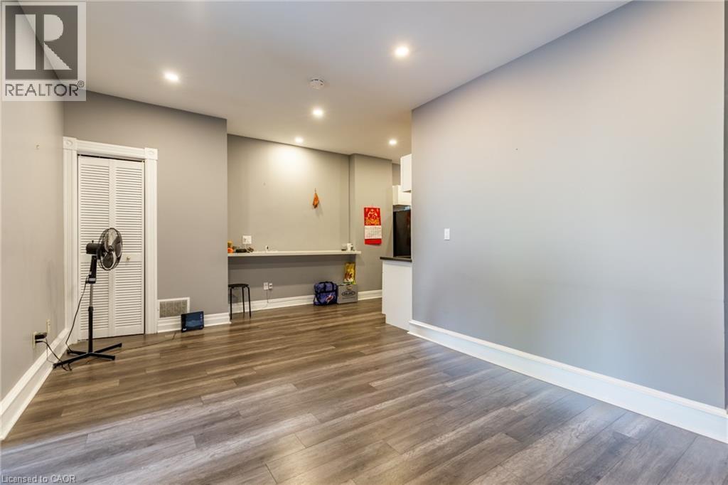 21 Bold Street, Hamilton, ON