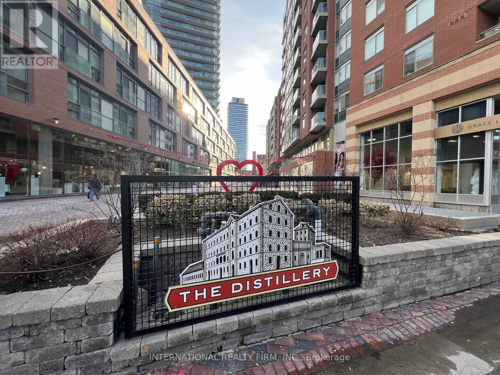 Ph5 - 65 Scadding Avenue, Toronto, ON - Outdoor