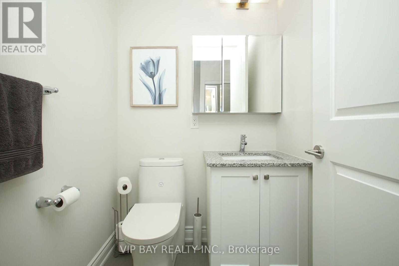 511 - 9618 Yonge Street, Richmond Hill, ON - Indoor Photo Showing Bathroom