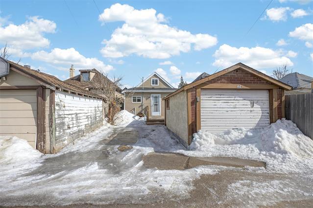 374 Martin Ave, Winnipeg, MB