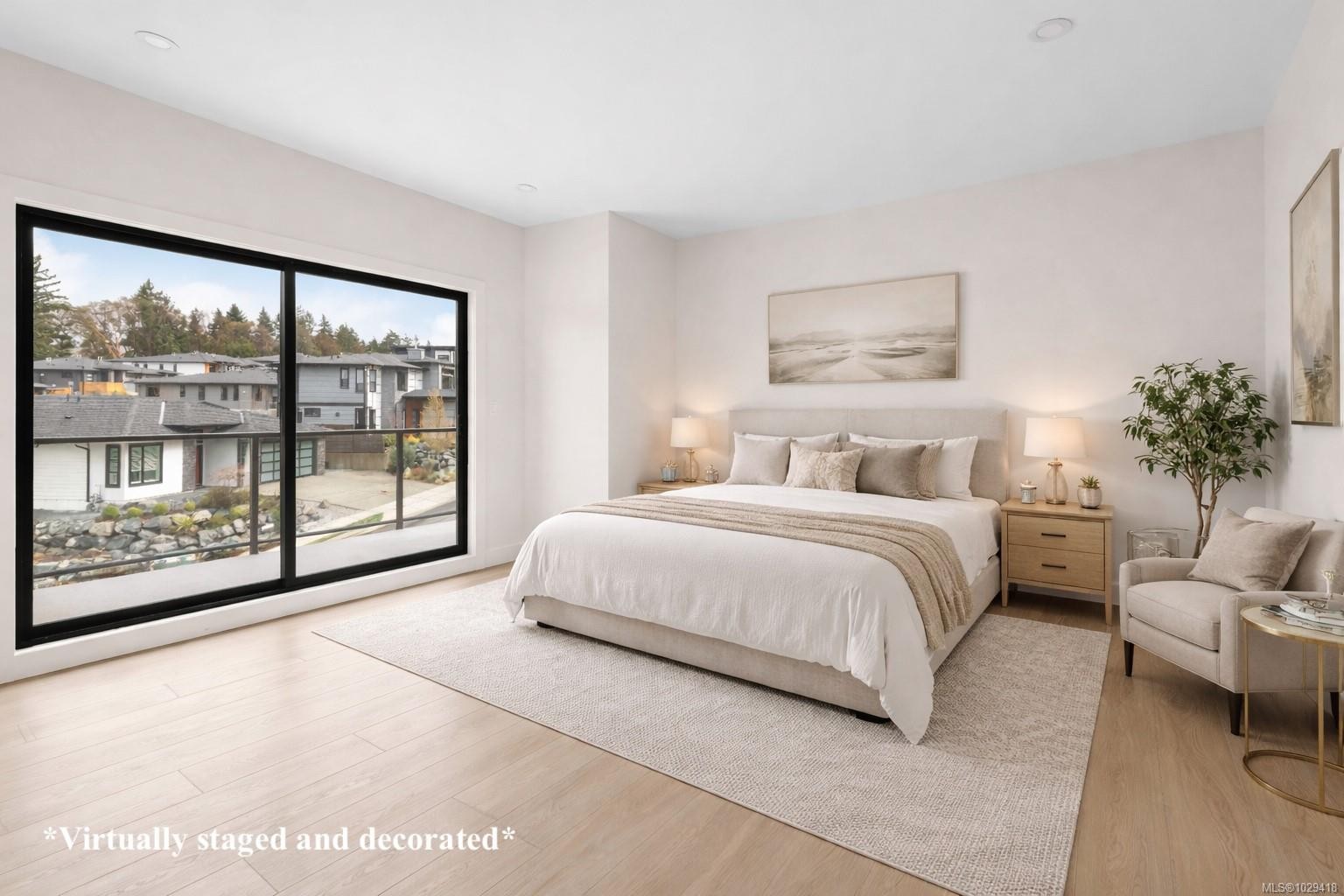 1203 Viewtop Rd, Duncan, BC - Indoor Photo Showing Bedroom