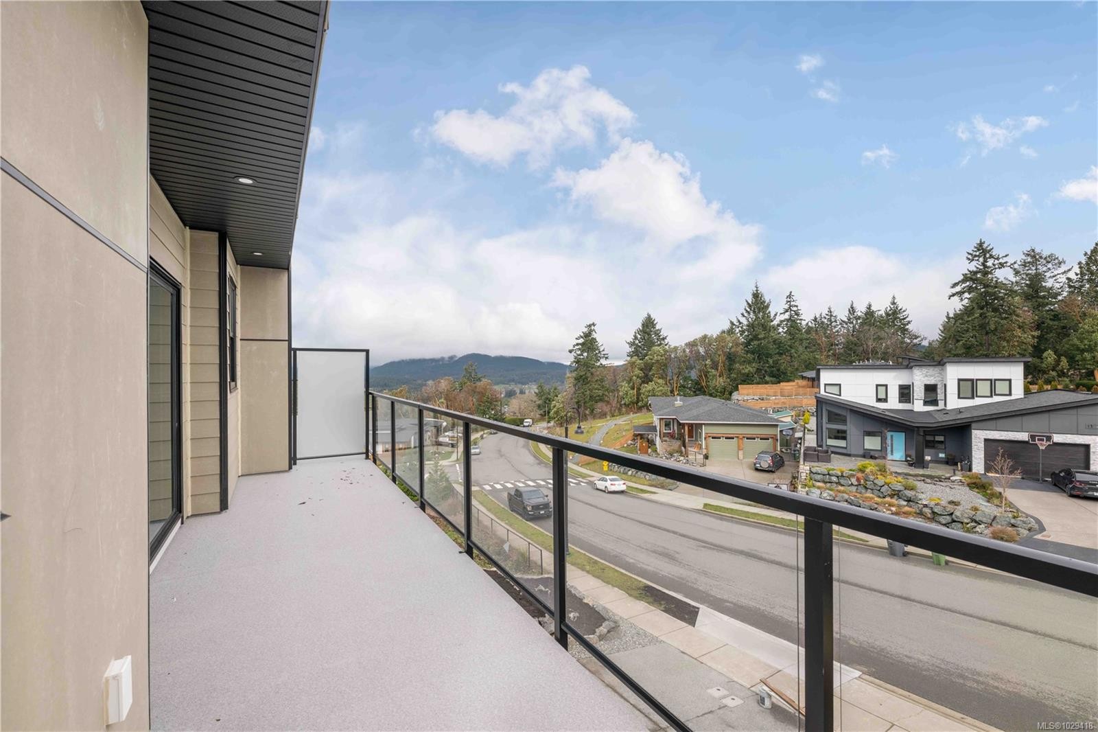 1203 Viewtop Rd, Duncan, BC - Outdoor With View With Exterior