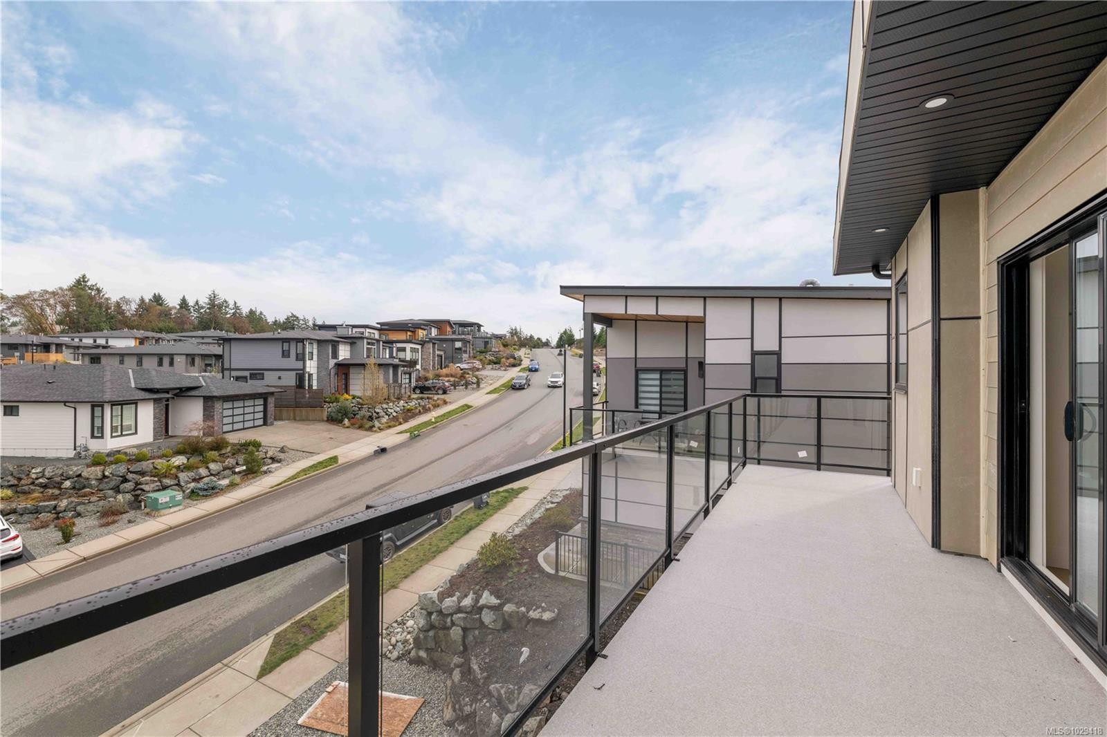 1203 Viewtop Rd, Duncan, BC - Outdoor