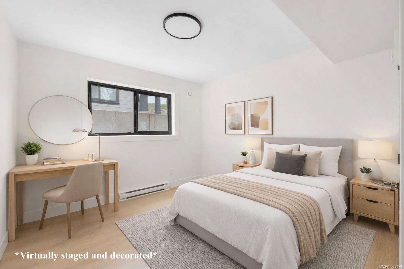 1203 Viewtop Rd, Duncan, BC - Indoor Photo Showing Bedroom