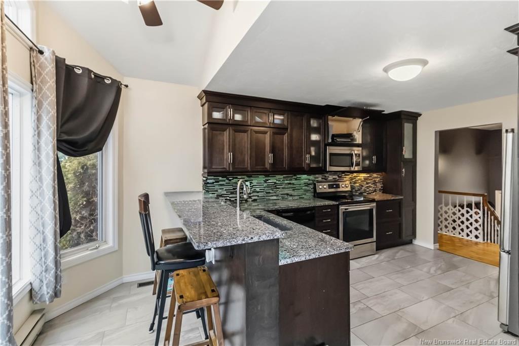 23 Flint Crt, Moncton, NB