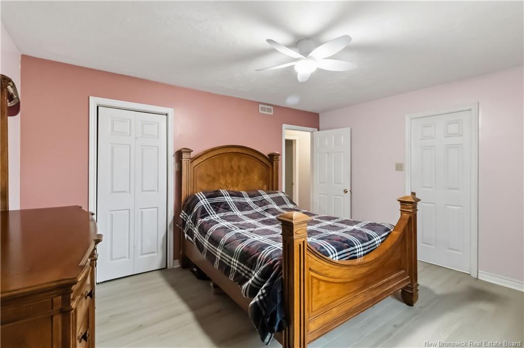 23 Flint Crt, Moncton, NB