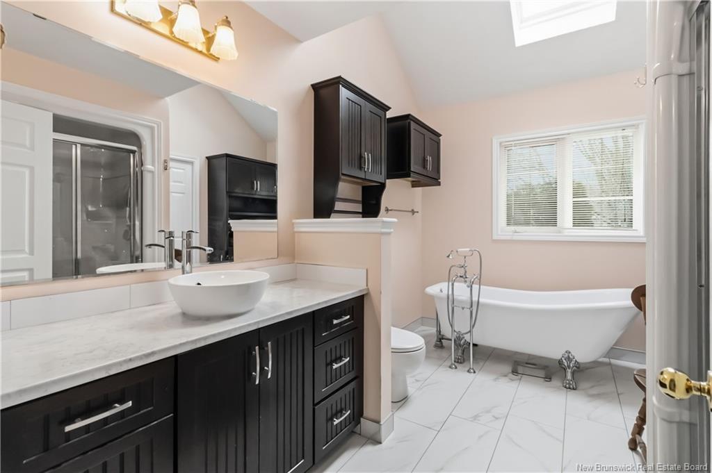 23 Flint Crt, Moncton, NB