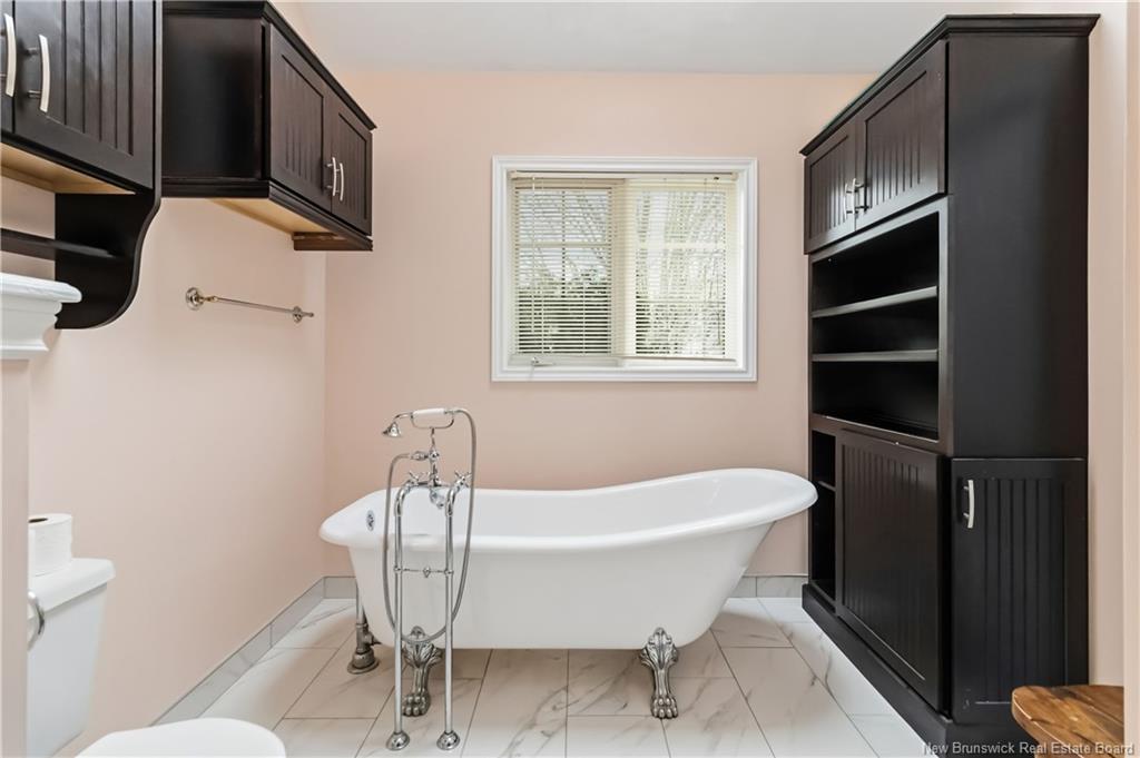 23 Flint Crt, Moncton, NB