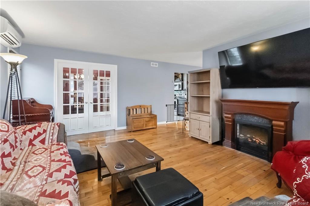 23 Flint Crt, Moncton, NB