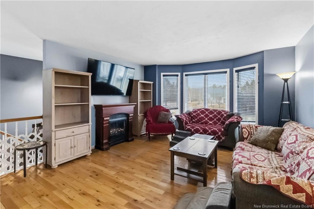 23 Flint Crt, Moncton, NB