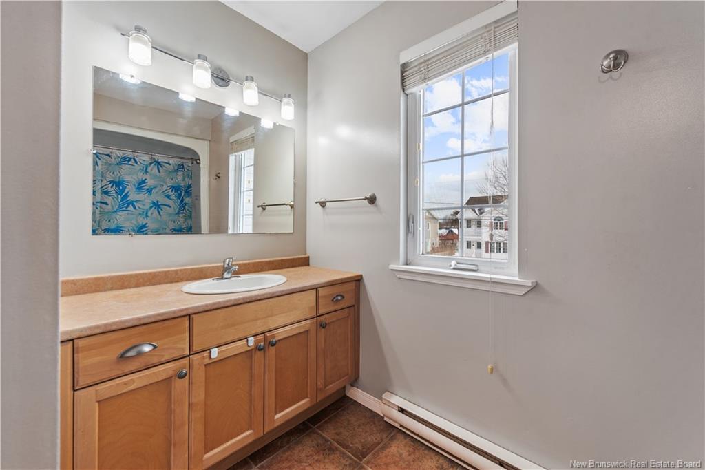 37 Stoneham Dr, Moncton, NB