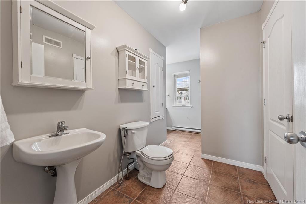 37 Stoneham Dr, Moncton, NB