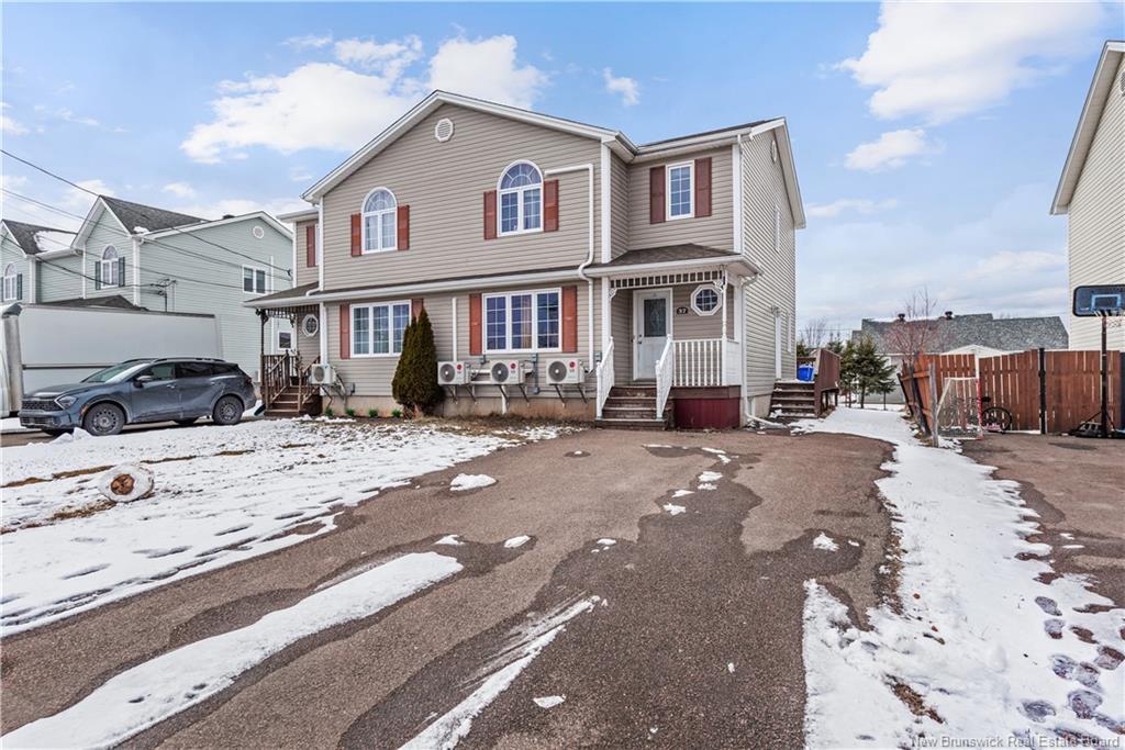 37 Stoneham Dr, Moncton, NB