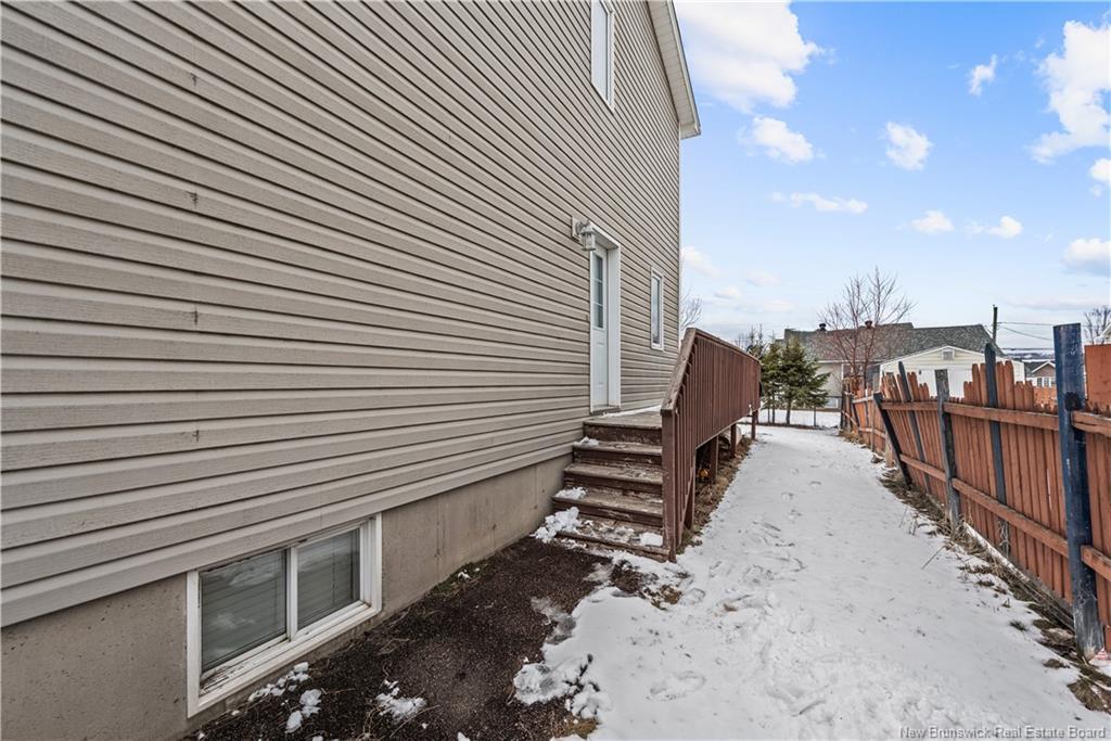 37 Stoneham Dr, Moncton, NB