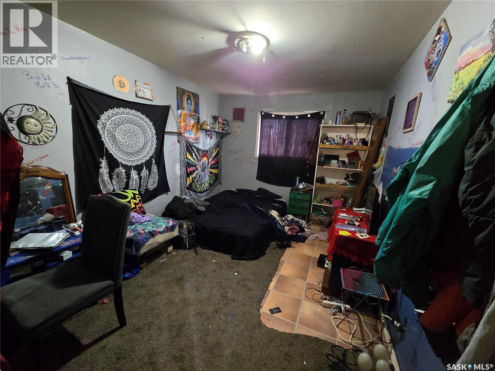 470 2Nd Avenue Nw, Swift Current, SK - Indoor