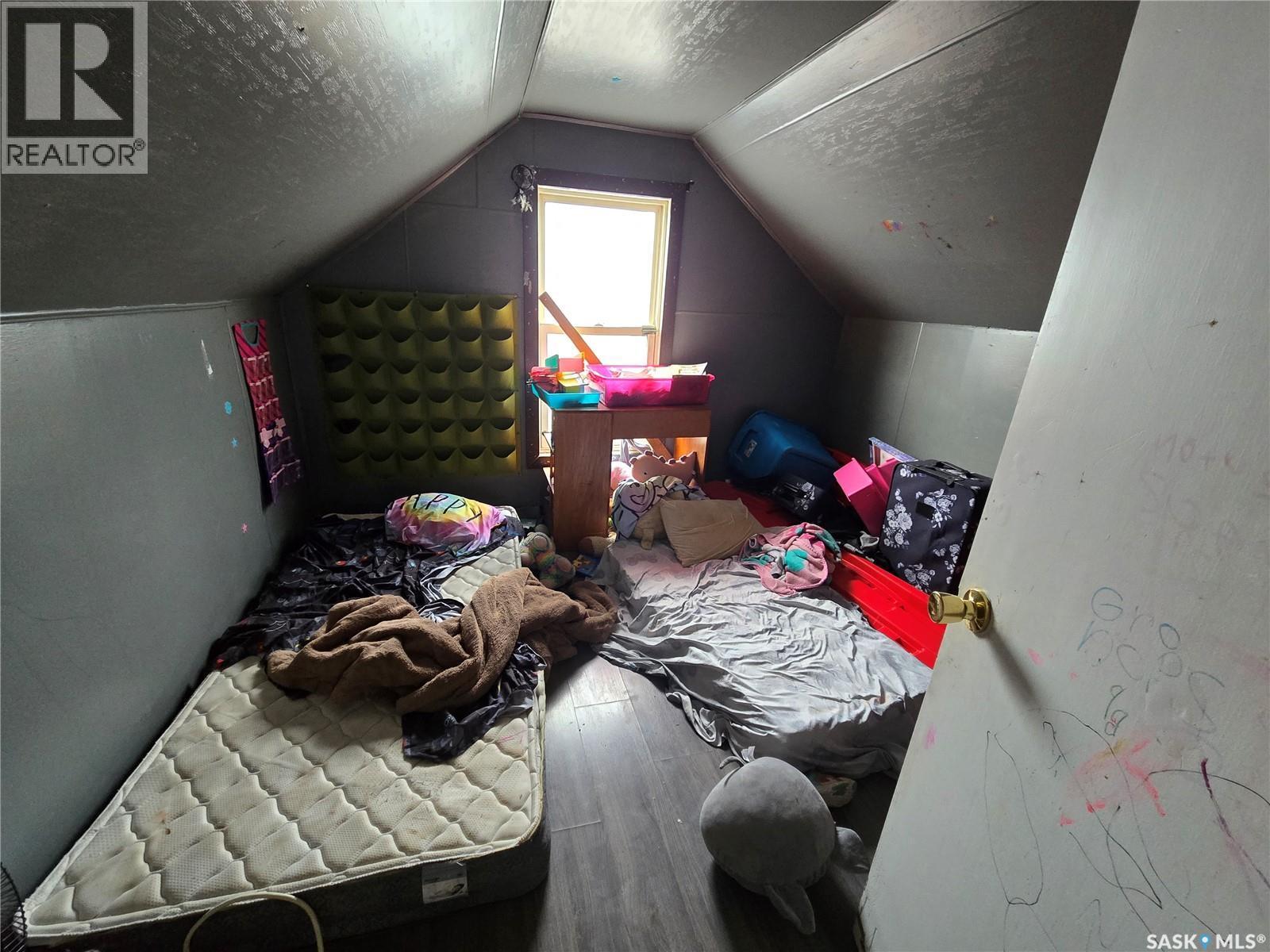 470 2Nd Avenue Nw, Swift Current, SK - Indoor