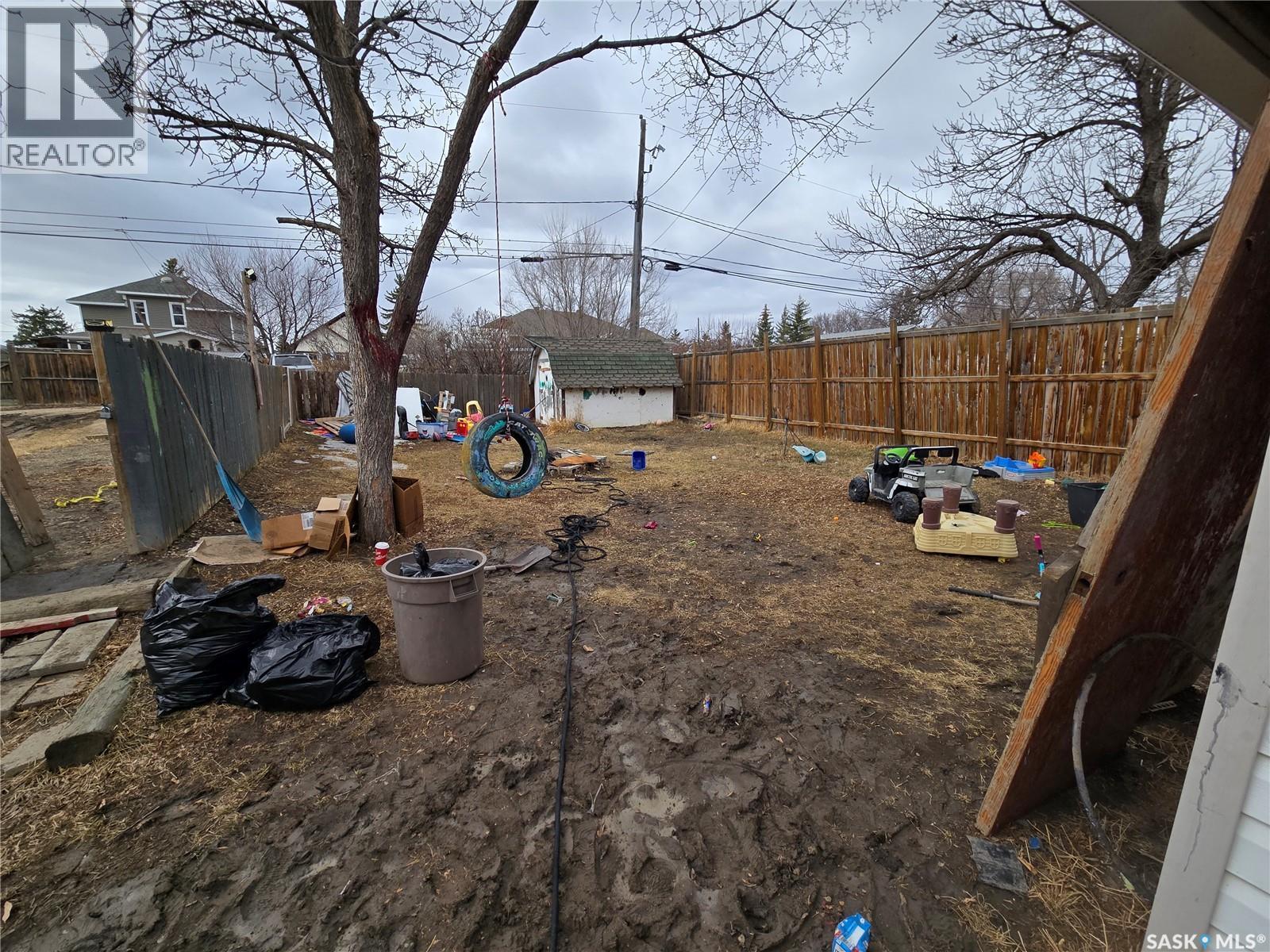 470 2Nd Avenue Nw, Swift Current, SK - Outdoor