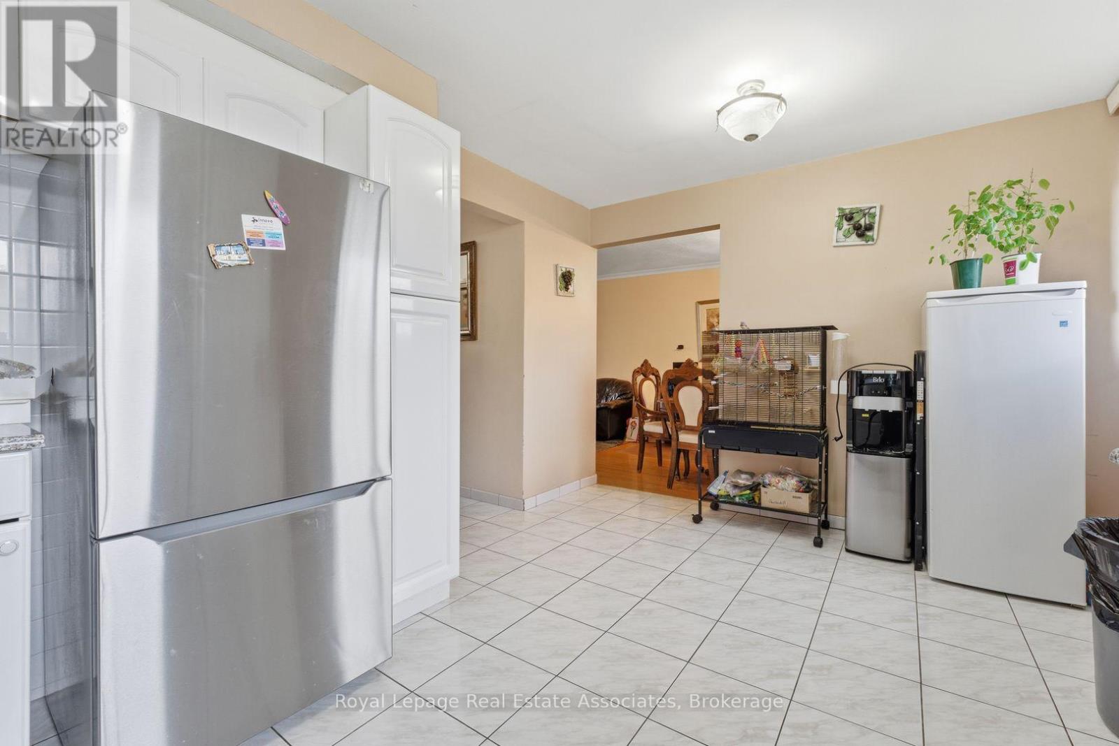 652 Eversley Drive, Mississauga, ON - Indoor