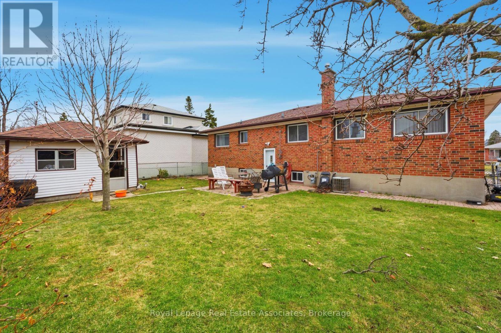 652 Eversley Drive, Mississauga, ON - Outdoor