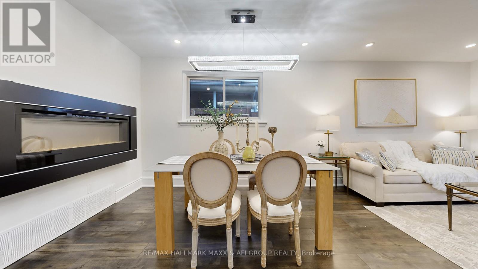 42 Devins Drive, Aurora, ON - Indoor With Fireplace