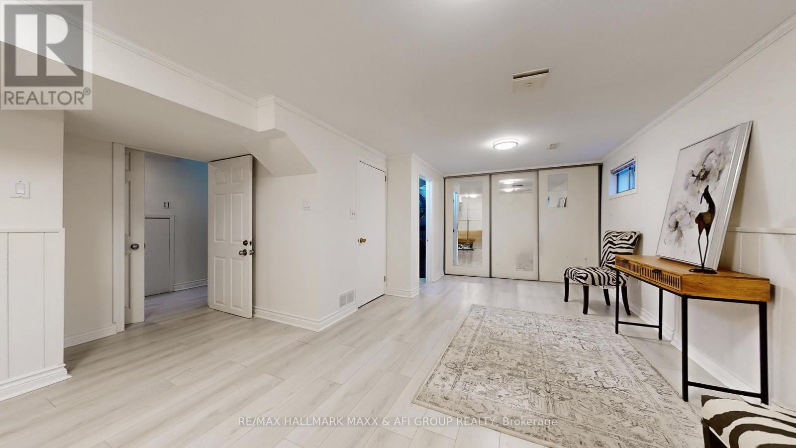 42 Devins Drive, Aurora, ON - Indoor Photo Showing Other Room